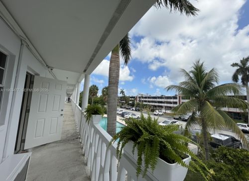 211a-1451 Ne 170th St, North Miami Beach, FL, 33162 | Card Image