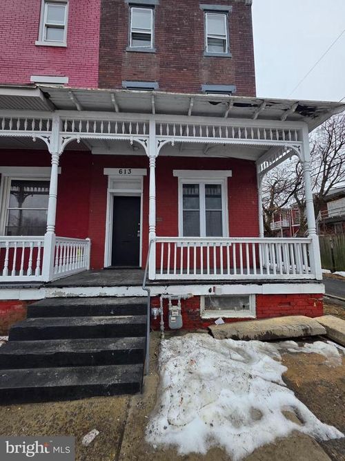 613 Emerald St, HARRISBURG, PA, 17110-2460 | Card Image