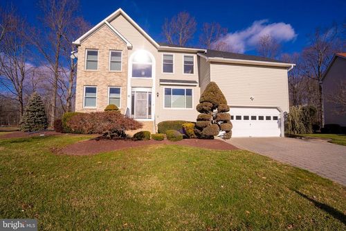 42 Yorktown Rd, MONMOUTH JUNCTION, NJ, 08852-3074 | Card Image