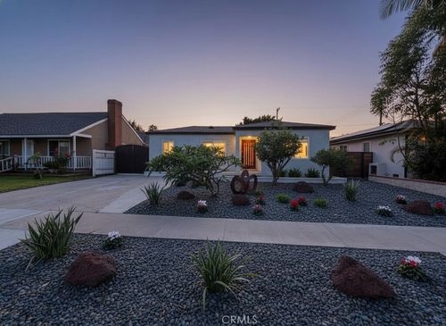 4251 Gundry Ave, Long Beach, CA, 90807-3056 | Card Image