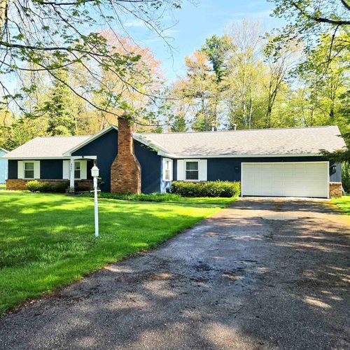 4941 Aaron Dr, Oscoda, MI, 48750-8709 | Card Image