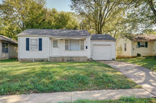 852 S New Ave, Springfield, MO, 65806-2809 | Card Image