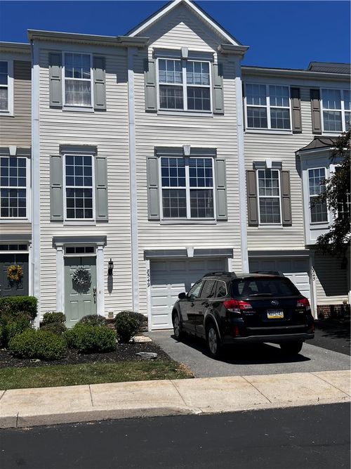 8549 Gateway Road, Upper Macungie Twp, PA, 18031 | Card Image