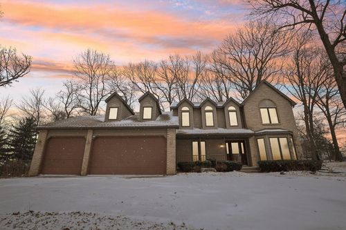 318 Maple Heights Road, MEDINA, WI, 53559 | Card Image