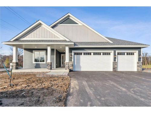 6366 Goodwin Ln, Wyoming, MN, 55092-5517 | Card Image