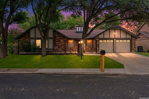 7422 Preston Trl, San Antonio, TX, 78244 | Card Image