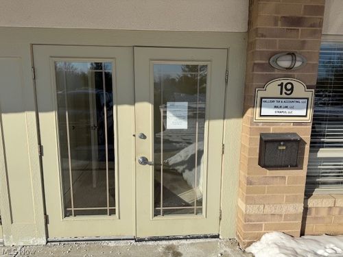 19-31320 Solon Rd, Solon, OH, 44139-3572 | Card Image