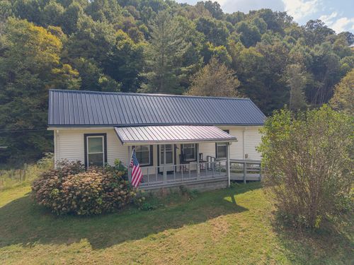 624 W Blue Grass Trail, Ceres, VA, 24318 | Card Image