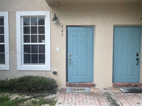741 Nw 42nd Ave, Plantation, FL, 33317-2177 | Card Image