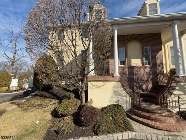 4 Sevell Cir, Townhouse with 3 bedrooms, 2 bathrooms and null parking in Clark NJ | Image 31