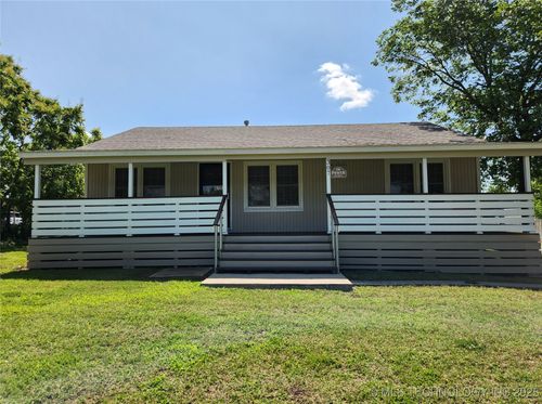 307 N West St, McAlester, OK, 74501-4361 | Card Image