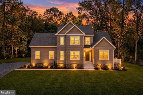 84 Huntsville Ct, MARTINSBURG, WV, 25403-6233 | Card Image