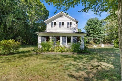 11 Sunset Ave, Niantic, CT, 06357-3349 | Card Image