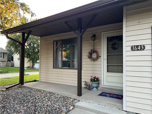 1643 Ray Ave, Maryville, MO, 64468-1214 | Card Image