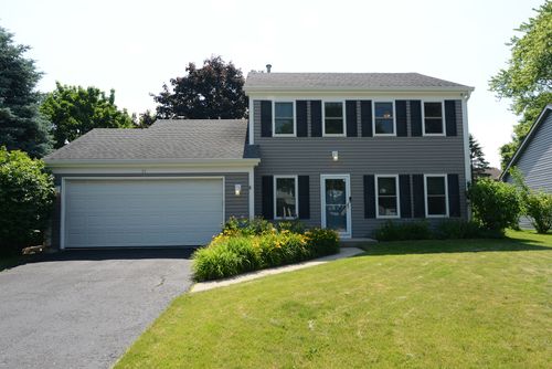 31 S Windsor Pl, Mundelein, IL, 60060-3204 | Card Image