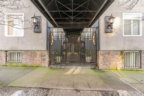 apt-2-403 Terry Avenue, Seattle, WA, 98104 | Card Image