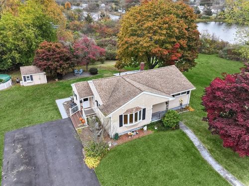 67 Montgomery Rd, Swansea, MA, 02777-3117 | Card Image