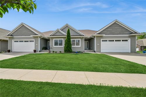 313 13th Ave Sw, Mount Vernon, IA, 52314-9100 | Card Image