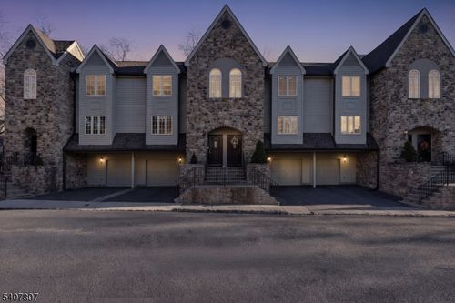 57 Daria Ln, Berkeley Heights, NJ, 07922-1270 | Card Image