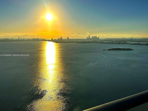 unit-1703-3131 Ne 7th Ave, Miami, FL, 33137-4464 | Card Image