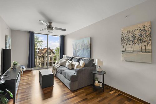 3160-333 W Mifflin Street, Madison, WI, 53703 | Card Image