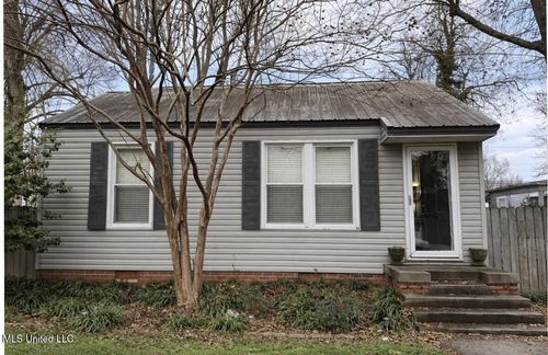 519 Crockett Ave, Greenwood, MS, 38930-3610 | Card Image