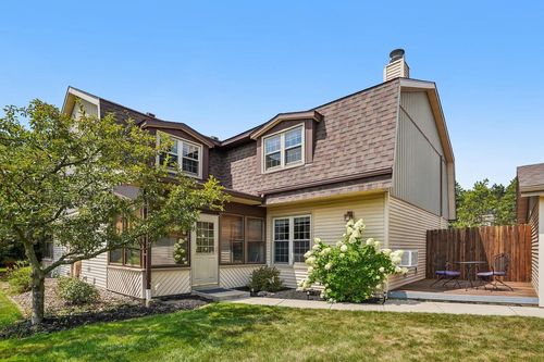 111 Saddle Rdg, Portage, WI, 53901-9772 | Card Image