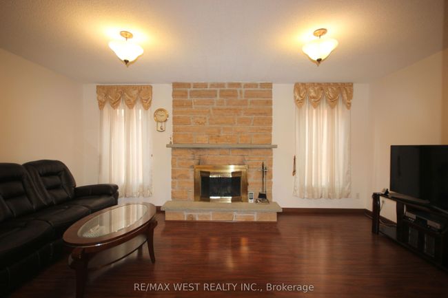 73 Hullrick Dr, House other with 4 bedrooms, 3 bathrooms and 4 parking in Etobicoke ON | Image 17
