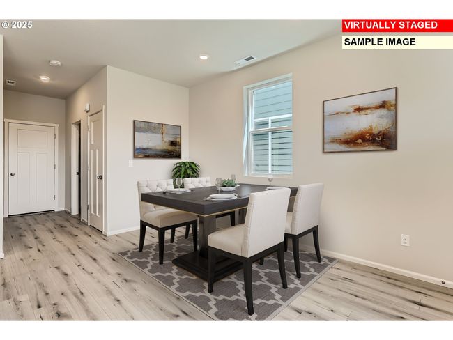 734 Pickering Ln, House other with 3 bedrooms, 3 bathrooms and 2 parking in Woodburn OR | Image 8