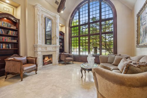 2505 Pelican Ct, Flower Mound, TX, 75022-5577 | Card Image