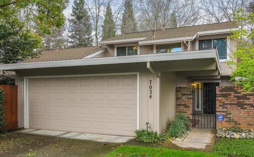 7024 La Costa Lane, Citrus Heights, CA, 95621 | Card Image