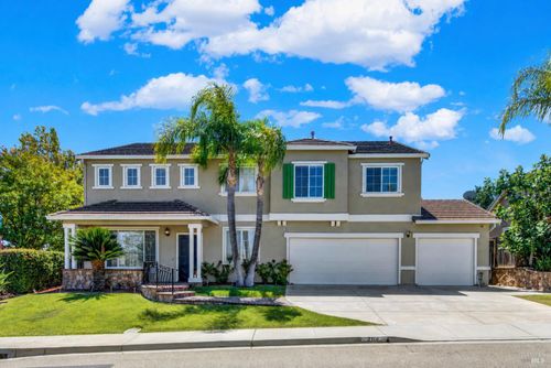 204 Millbrook Dr, Pittsburg, CA, 94565-6453 | Card Image