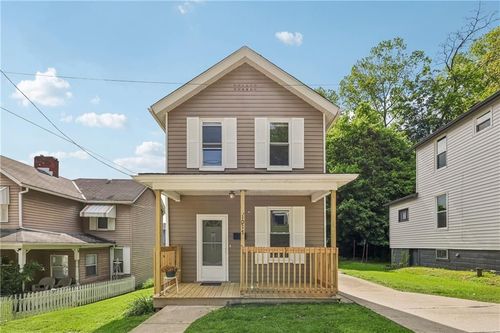 1017 Main St, Coraopolis, PA, 15108-1721 | Card Image