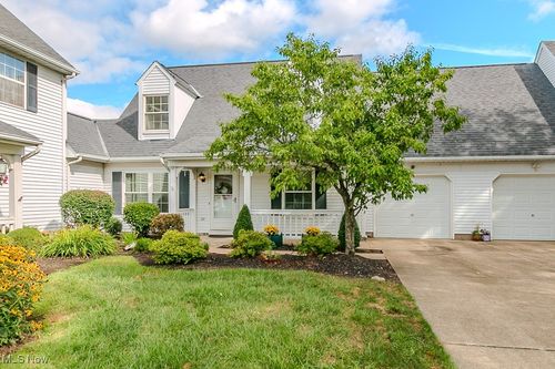 9829 Inverness Ct, Concord Township, OH, 44060-6670 | Card Image
