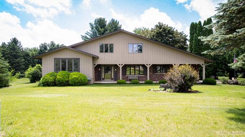 4946 Hickory Trail, Springfield, WI, 53562 | Card Image