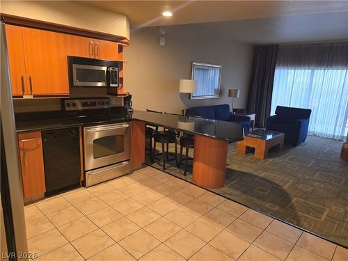714-211 E Flamingo Rd, Las Vegas, NV, 89169-4708 | Card Image