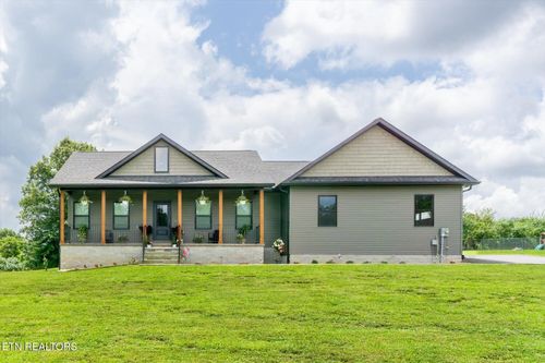 138 Perry Creek Dr, Crossville, TN, 38572-1547 | Card Image