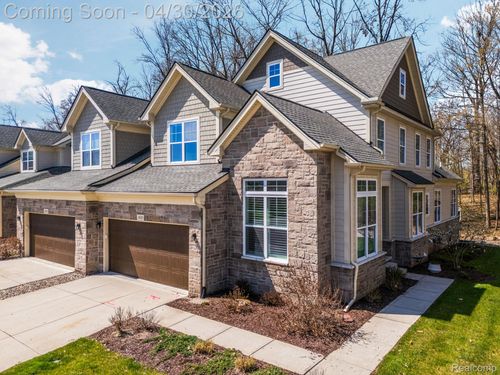 3020 N Spurway Dr, Ann Arbor, MI, 48105-1497 | Card Image