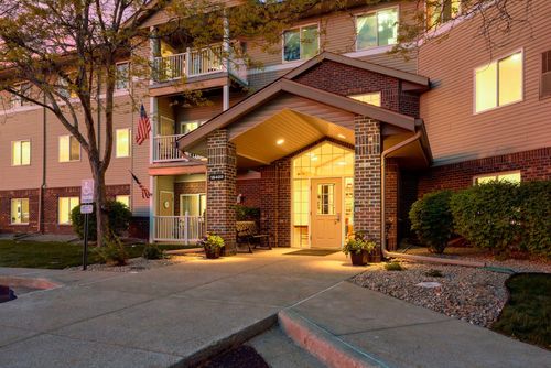 360-18400 Euclid St, Farmington, MN, 55024-7138 | Card Image