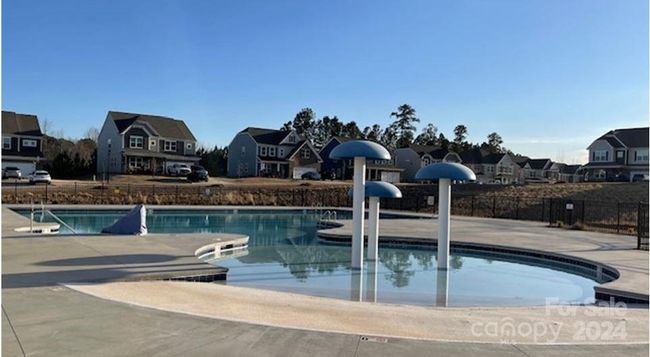 Outdoor Pool | Image 16