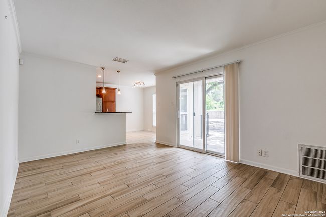 APT-601 - 100 Lorenz Rd, Condo with 2 bedrooms, 2 bathrooms and null parking in San Antonio TX | Image 6