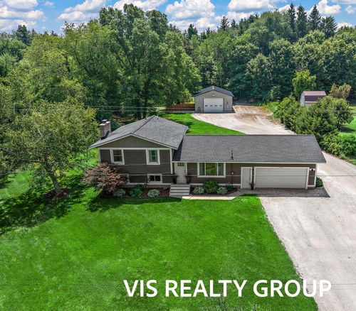 10340 Sleeper St, Grand Haven, MI, 49417-9722 | Card Image