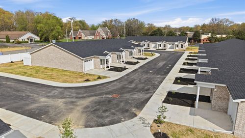 c12-741 Kings Ln, Tullahoma, TN, 37388-5364 | Card Image