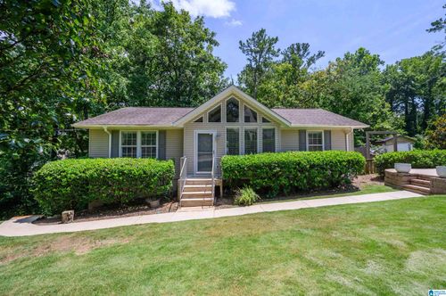 3147 Ranger Rd, Vestavia, AL, 35223-2851 | Card Image