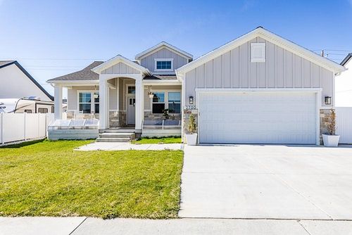 2700 Bailey Blvd, Rock Springs, WY, 82901-4983 | Card Image