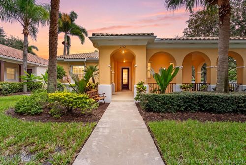 3723 Community Dr, Jupiter, FL, 33458-8757 | Card Image