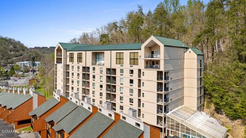apt-605-413 Baskins Creek Rd, Gatlinburg, TN, 37738-3547 | Card Image