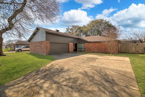 10006 Barmont Dr, La Porte, TX, 77571-4160 | Card Image
