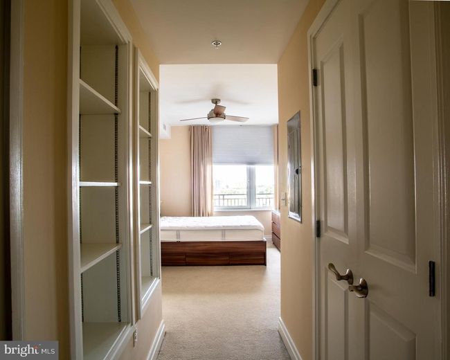APT-1608 - 8220 Crestwood Heights Dr, Condo with 2 bedrooms, 2 bathrooms and null parking in MCLEAN VA | Image 8