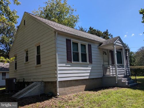 72 Hillcrest Ln, North East, MD, 21901-5131 | Card Image